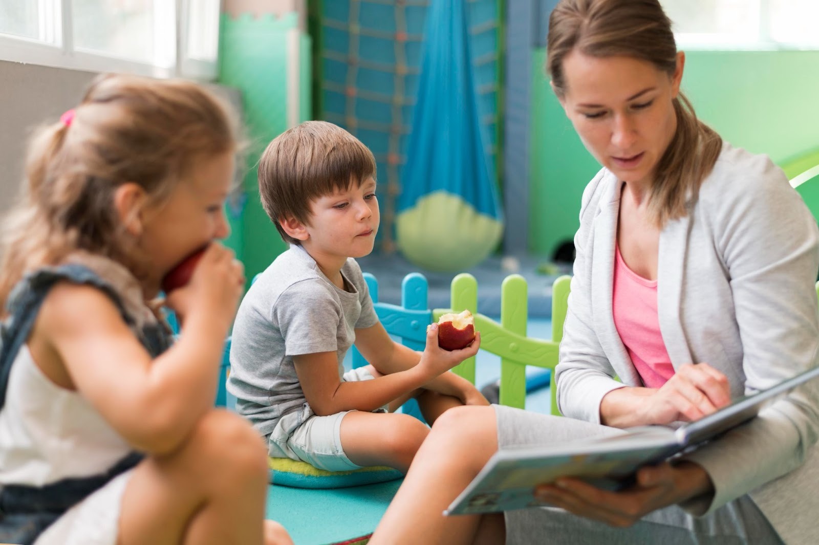 Guide to Toddler Social-Emotional Learning at Home Guide to Toddler Social-Emotional Learning at Home