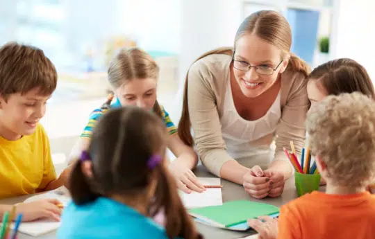 Full-Day vs Half-Day Programs: Choosing the Right Daycare Brighton Beach Schedule for Your Family